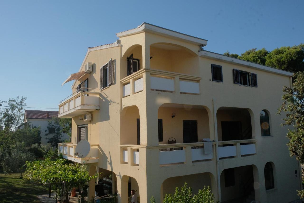 Apartmani Bosiljka Nin Exterior foto